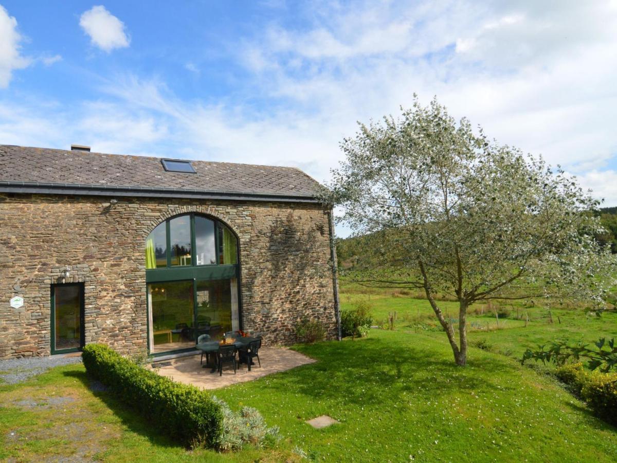 Comfortable Cottage In Neufmoulin With Meadow View Houffalize Habitación foto